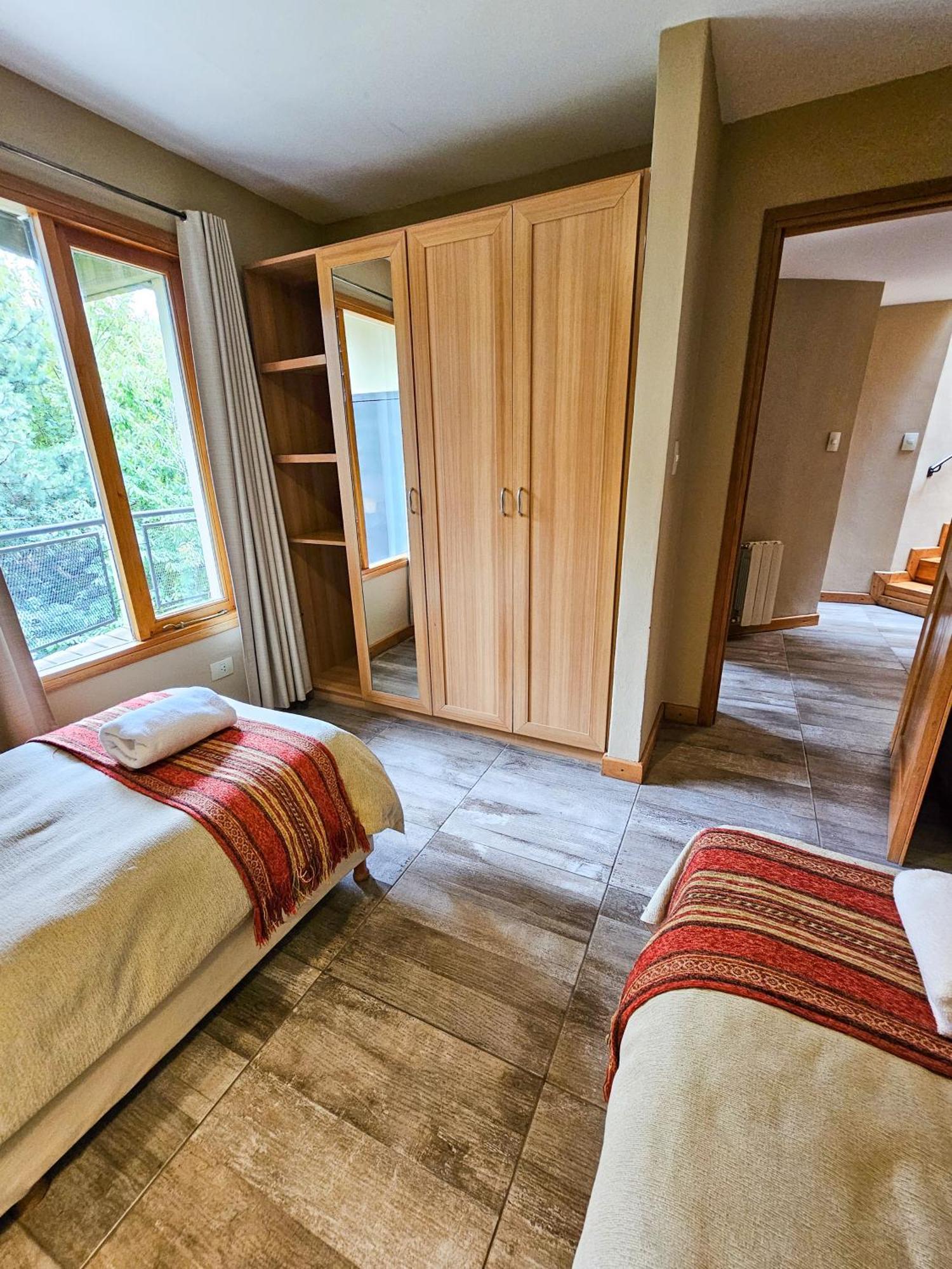 Das Rosenhaus Apart Hotel By Rosas Blancas San Martín de los Andes Rom bilde